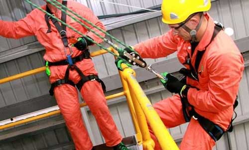 Work Safely at Heights Training​